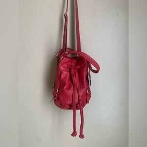 The Sak Kedsie Crossbody Bucket Bag Women Red Leather Purse Drawstring Snap NWT